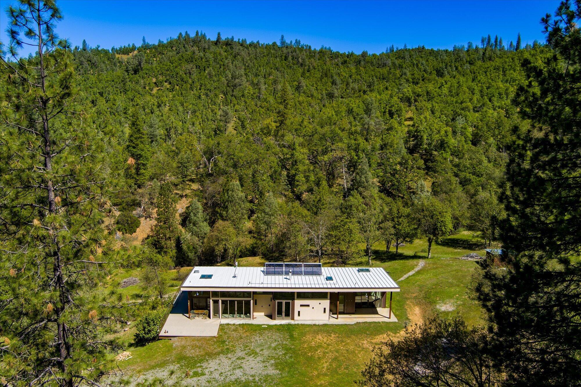 6691 Reading Creek Road Douglas City, CA 96024 - Photo 5 of 101 005-6691 Reading Creek-305