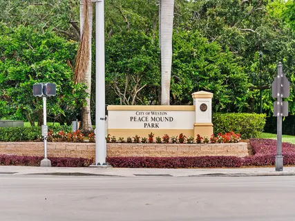 $1,590,000 | 1207 Manor Drive South, Weston, FL 33326