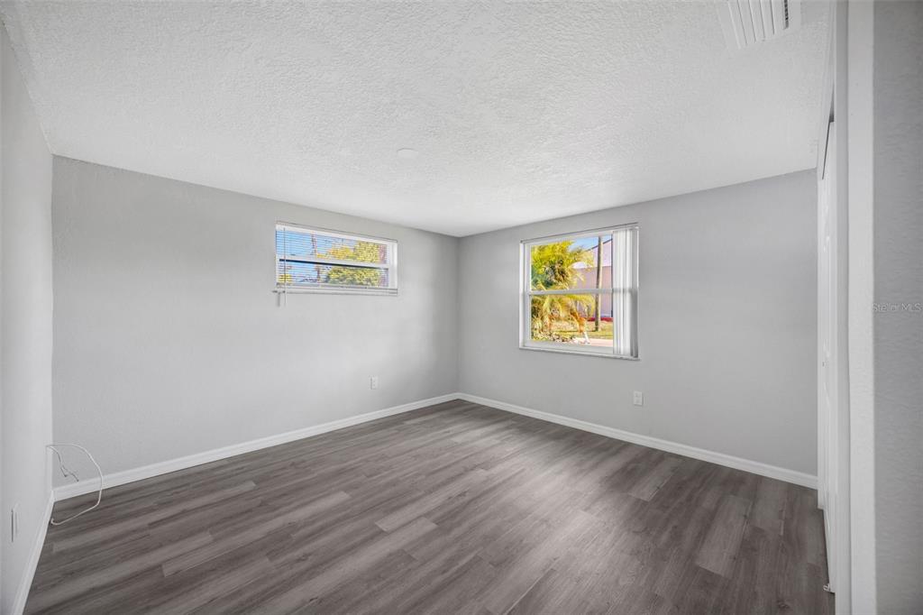 8331 Wilkins Street Port Richey, FL 34668 - Photo 12 of 32