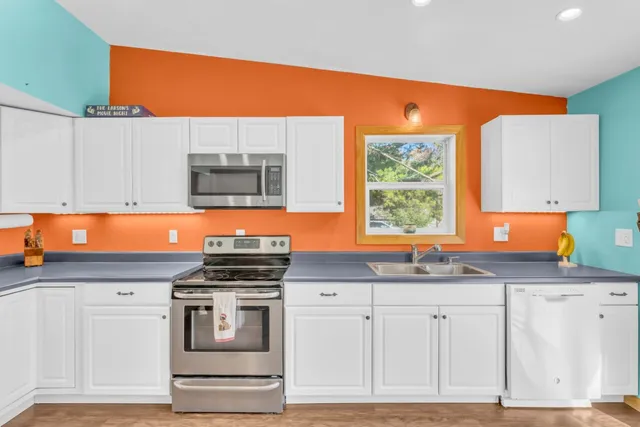 $290,000 | 2800 Mabie Street, Delavan, WI 53115