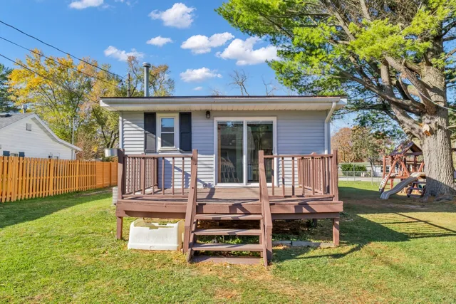 $290,000 | 2800 Mabie Street, Delavan, WI 53115