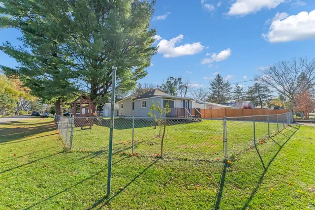 $290,000 | 2800 Mabie Street, Delavan, WI 53115