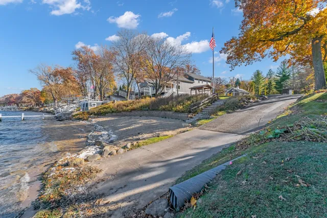 $290,000 | 2800 Mabie Street, Delavan, WI 53115