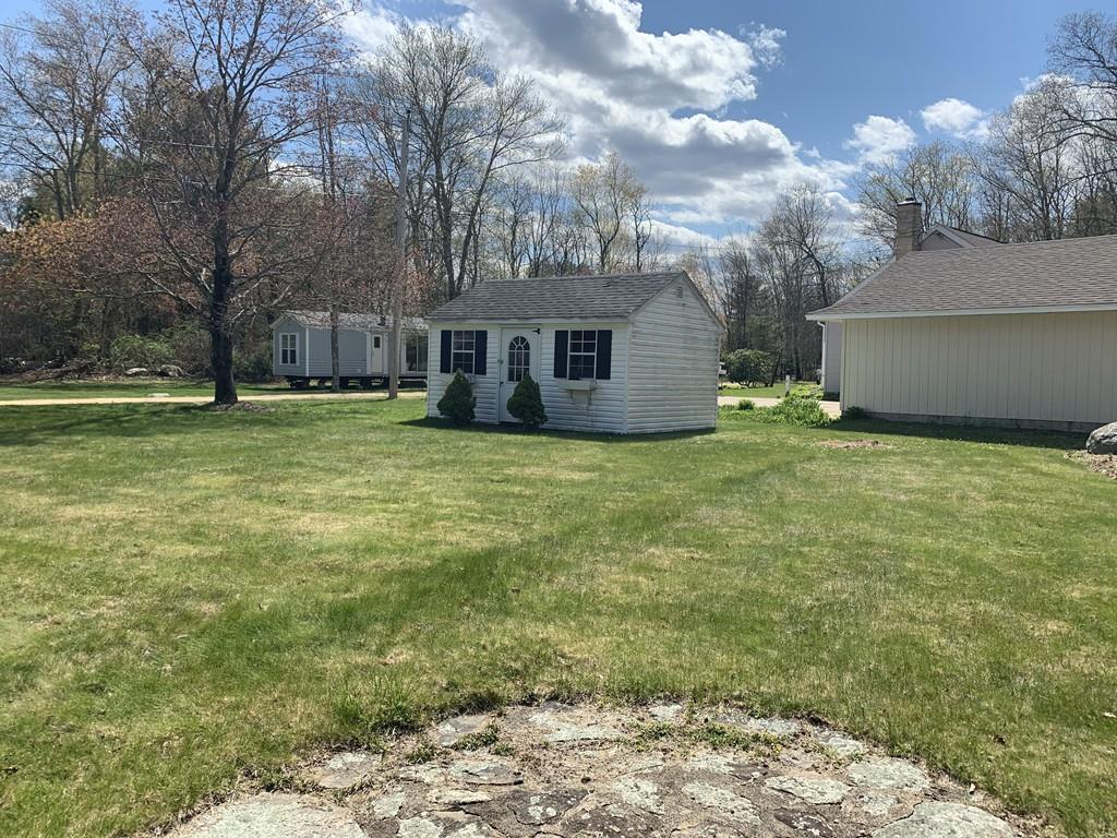 394 Podunk Road East Brookfield, MA 01515 - Photo 3 of 22