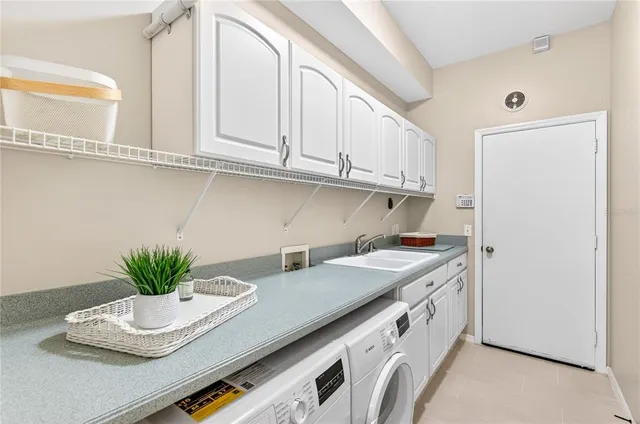 $325,000 | 1737 Sassafras Drive, Wesley Chapel, FL 33543