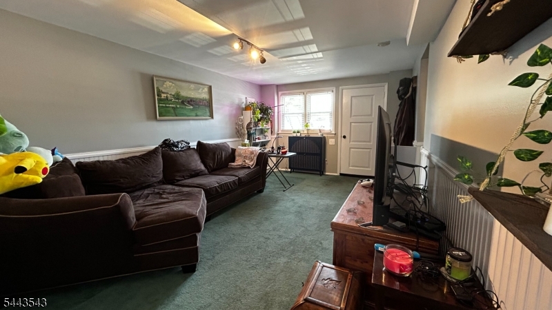 62 Andover Drive Wayne, NJ 07470 - Photo 15 of 34