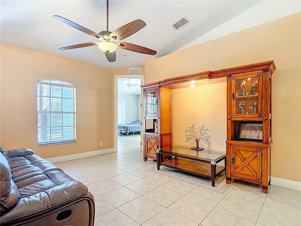 2730 68th Avenue Northeast Naples, FL 34120 - Photo 8 of 86