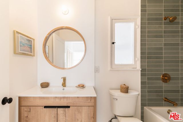 $711,000 | 1117 North Vista Street, West Hollywood, CA 90046