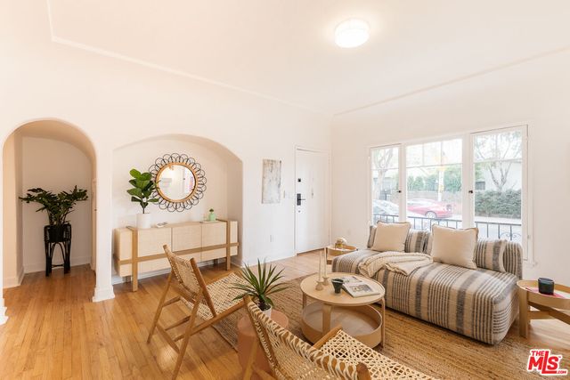 $711,000 | 1117 North Vista Street, West Hollywood, CA 90046