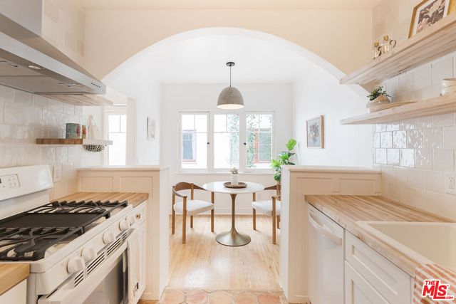 $711,000 | 1117 North Vista Street, West Hollywood, CA 90046