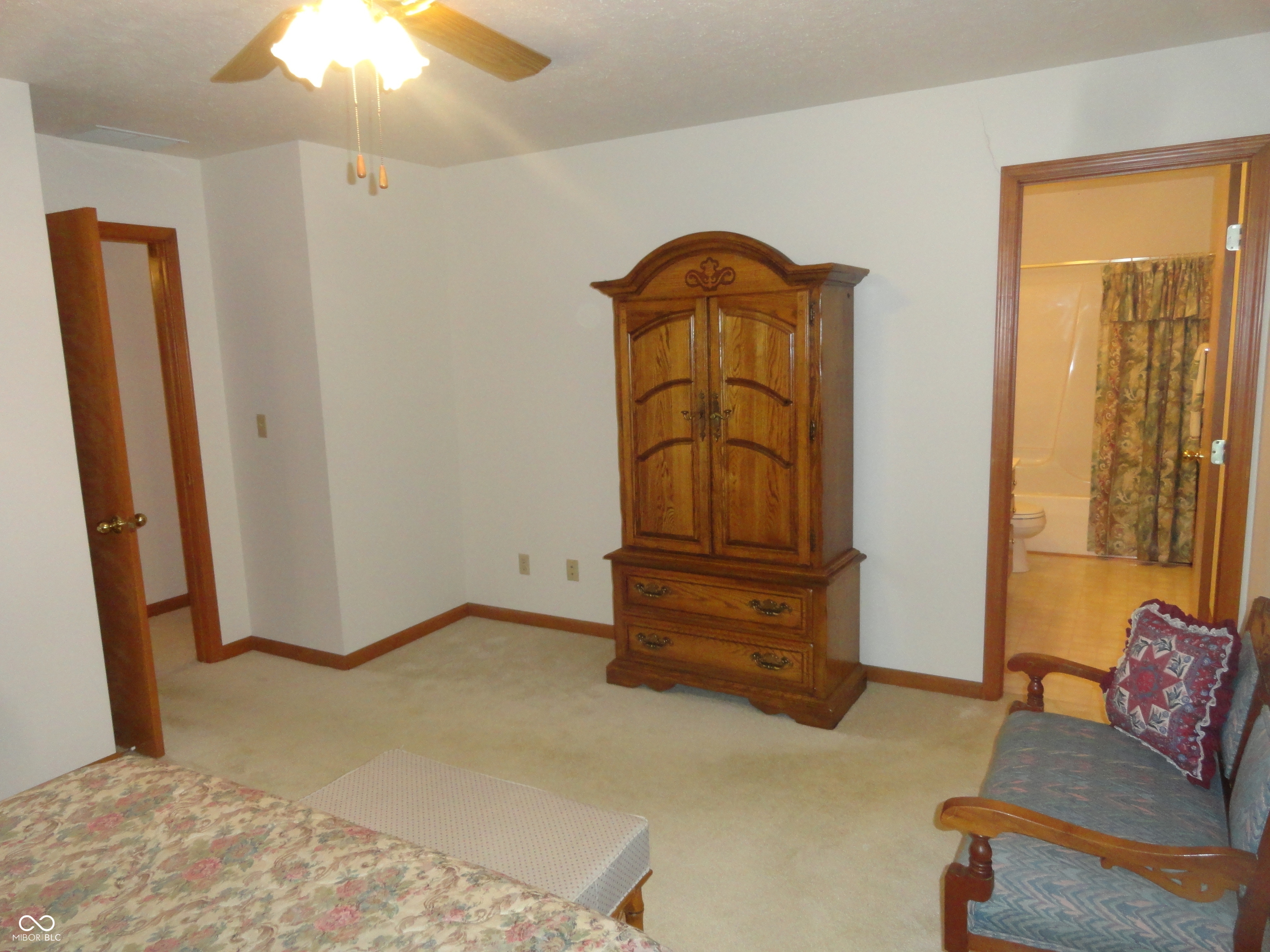 2276 Hedge Road Seymour, IN 47274 - Photo 17 of 26 Gallery Image 17