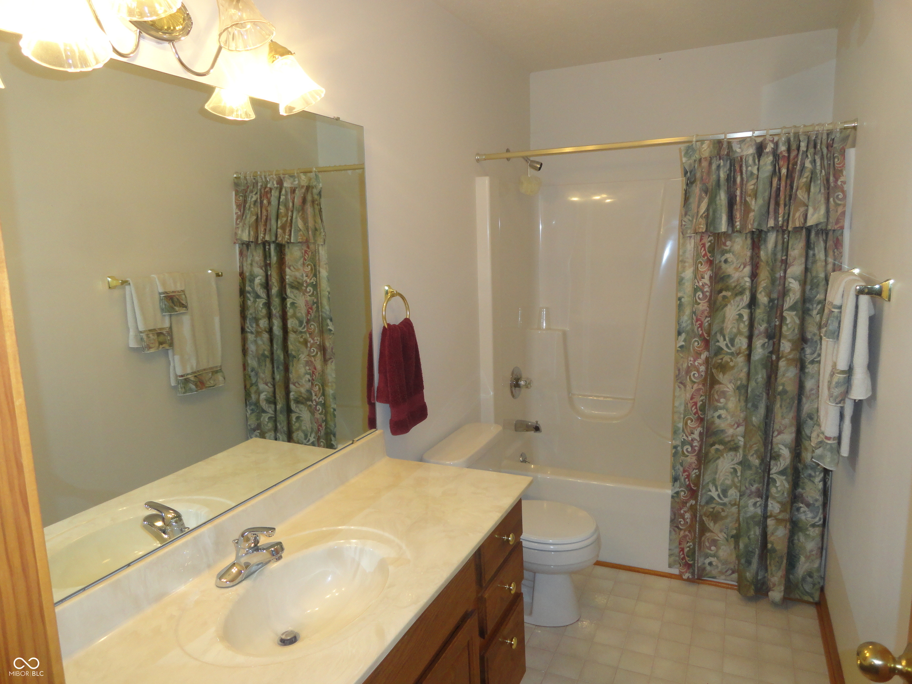 2276 Hedge Road Seymour, IN 47274 - Photo 18 of 26 Gallery Image 18