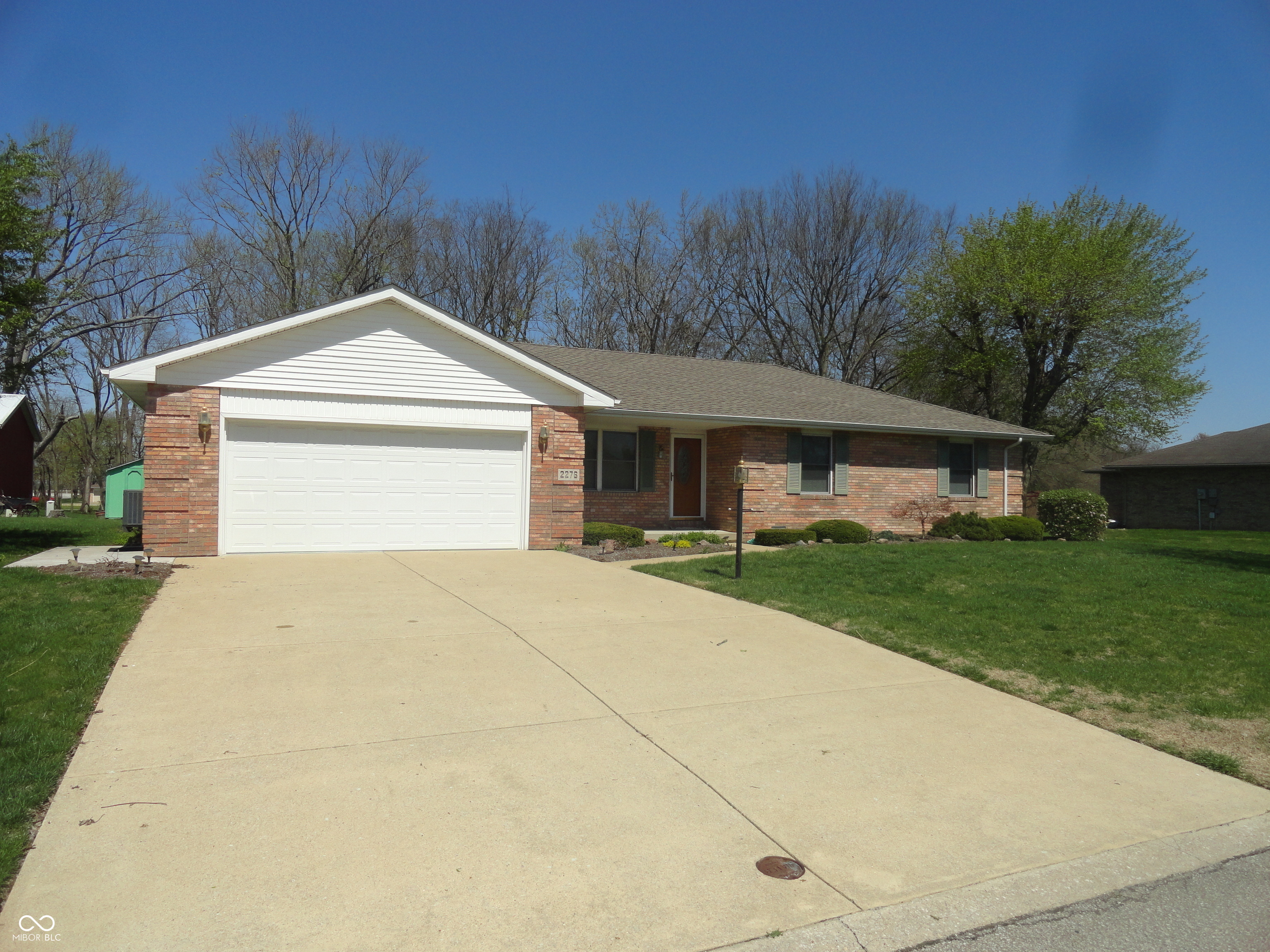 2276 Hedge Road Seymour, IN 47274 - Photo 2 of 26 Gallery Image 2