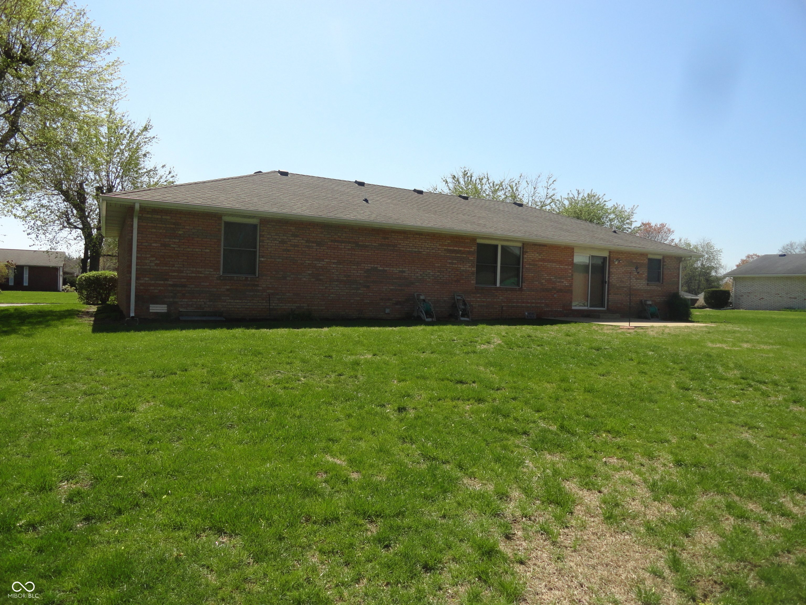 2276 Hedge Road Seymour, IN 47274 - Photo 4 of 26 Gallery Image 4