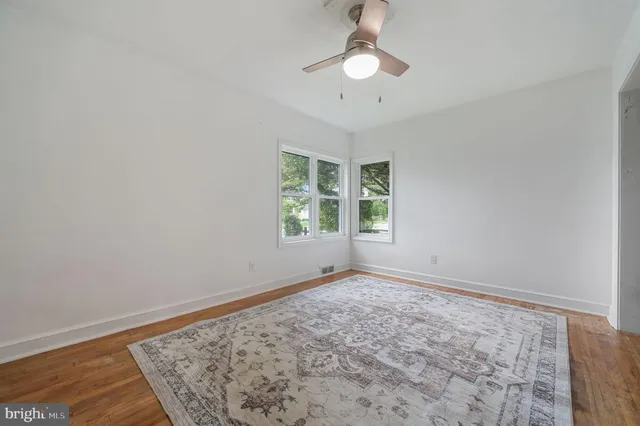 an empty room with window