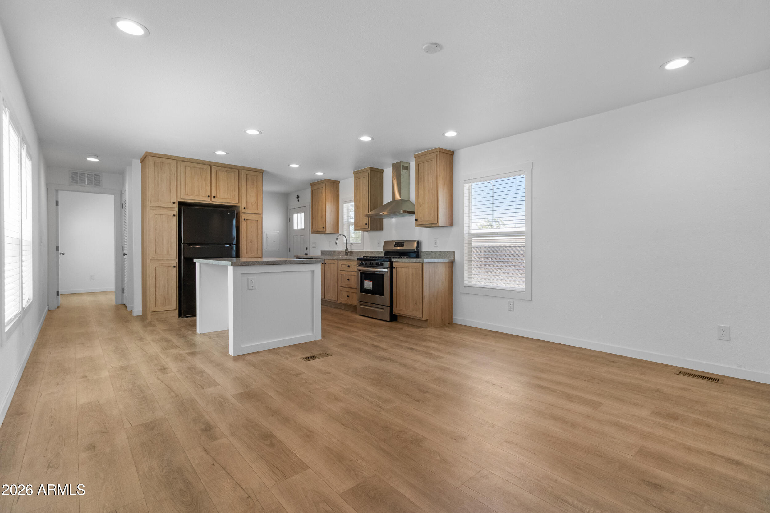 701 South Dobson Road, Unit 34 Mesa, AZ 85202 - Photo 2 of 58 IMG_4470