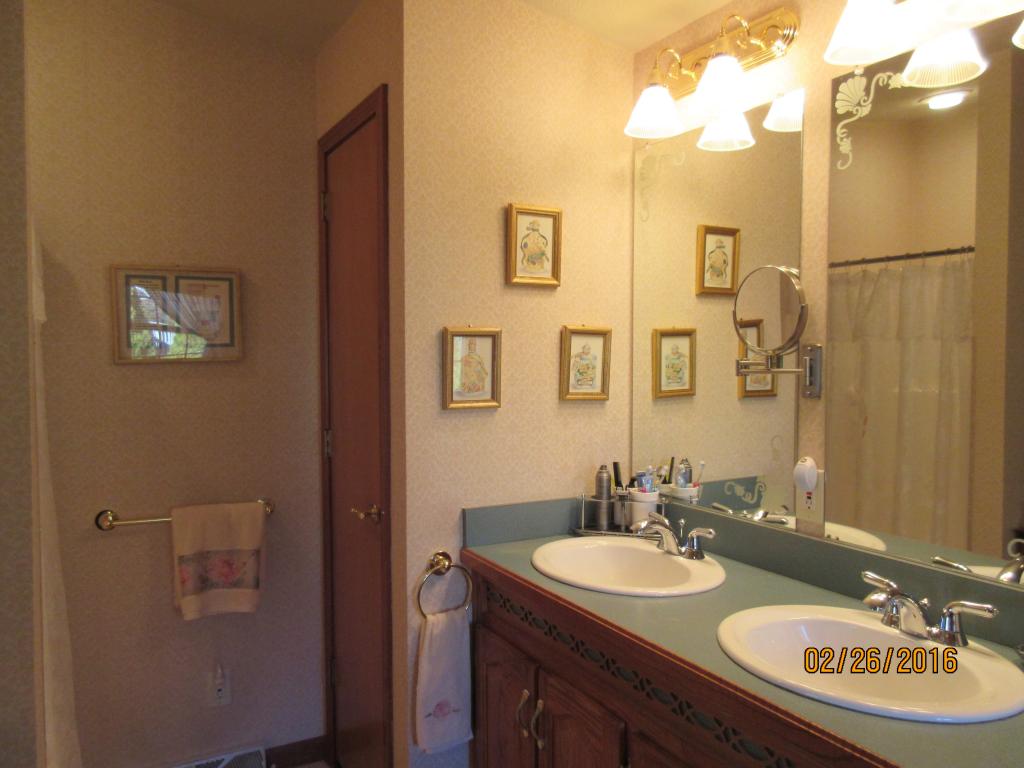 7 Hawaii Lane Rochester, NH 03867 - Photo 15 of 23