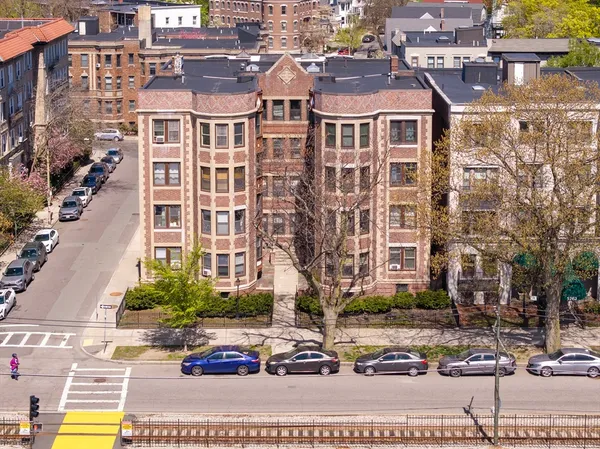 $525,000 | 1269 Commonwealth Avenue, Unit 11, Boston, MA 02134