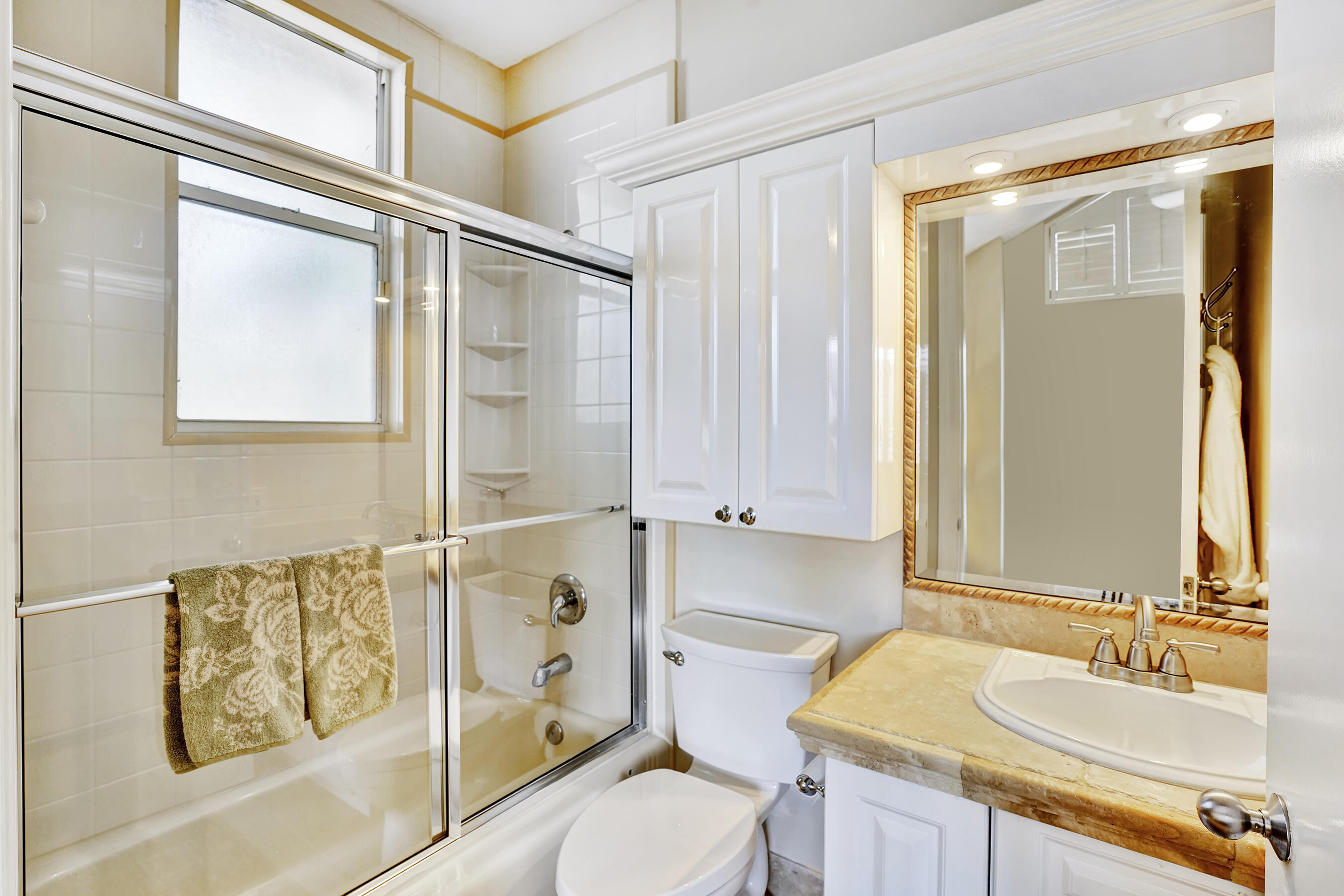 2506 Coco Plum Boulevard, Unit 1402 Boca Raton, FL 33496 - Photo 8 of 36 _DSC3596