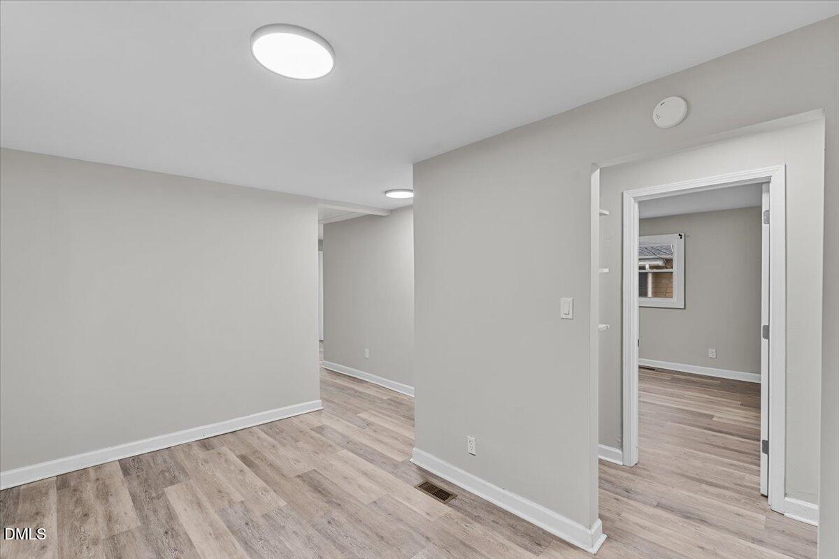 605 Apple Street Burlington, NC 27217 - Photo 15 of 38 16-605 Apple St-16