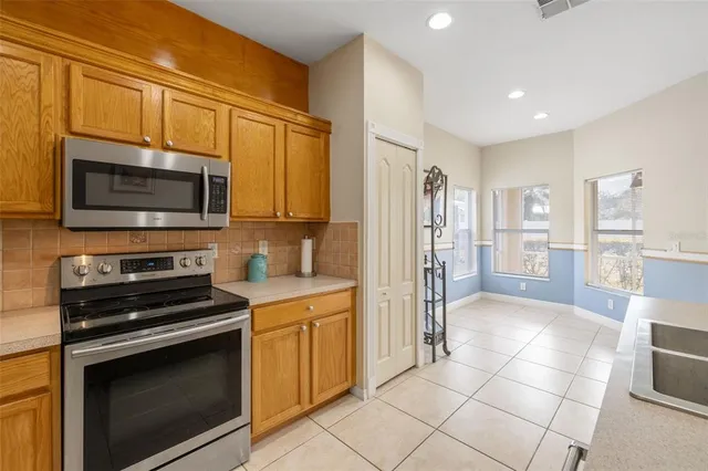 $349,900 | 23730 Coral Ridge Lane, Land O' Lakes, FL 34639