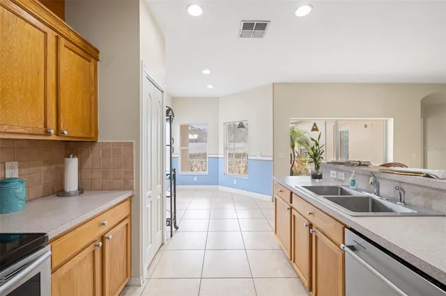 $349,900 | 23730 Coral Ridge Lane, Land O' Lakes, FL 34639