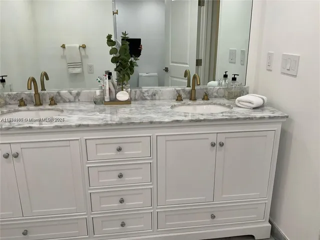 $5,600 | 10150 Collins Avenue, Unit 204S, Bal Harbour, FL 33154