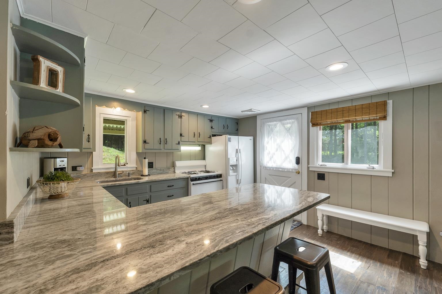 19 New Road Tuftonboro, NH 03816 - Photo 11 of 51 Gallery Image 11