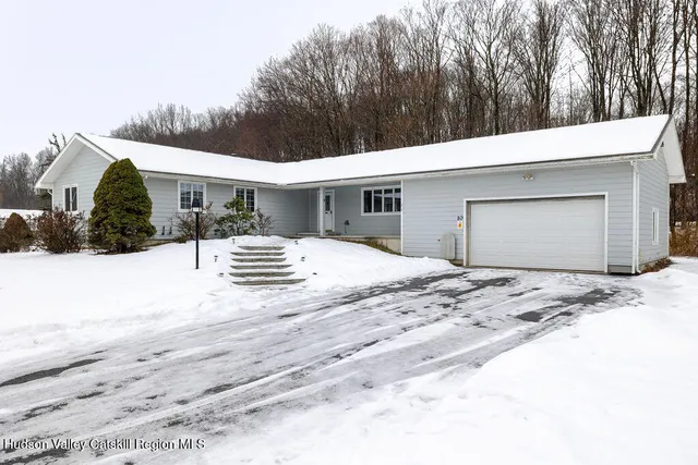 $435,000 | 10 Barrington Drive, Copake, NY 12516