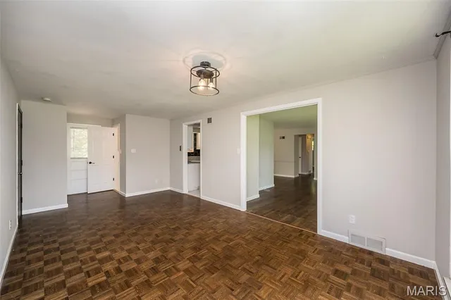 $180,000 | 1877 Claudine Drive, St. Louis, MO 63138