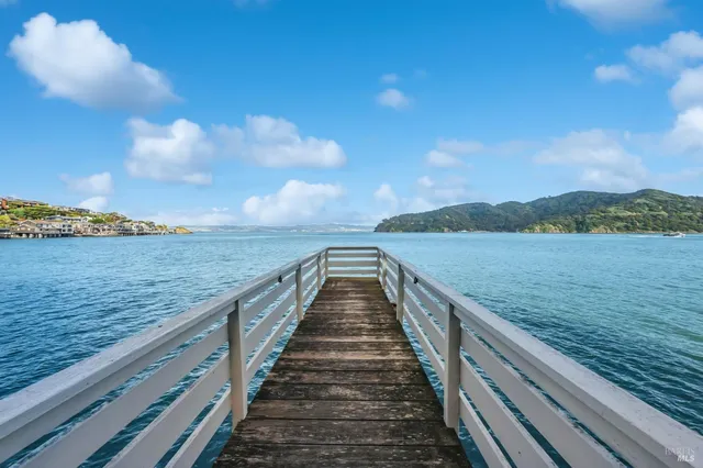 $3,510,000 | 2038 Paradise Drive, Tiburon, CA 94920