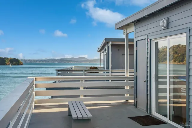 $3,510,000 | 2038 Paradise Drive, Tiburon, CA 94920