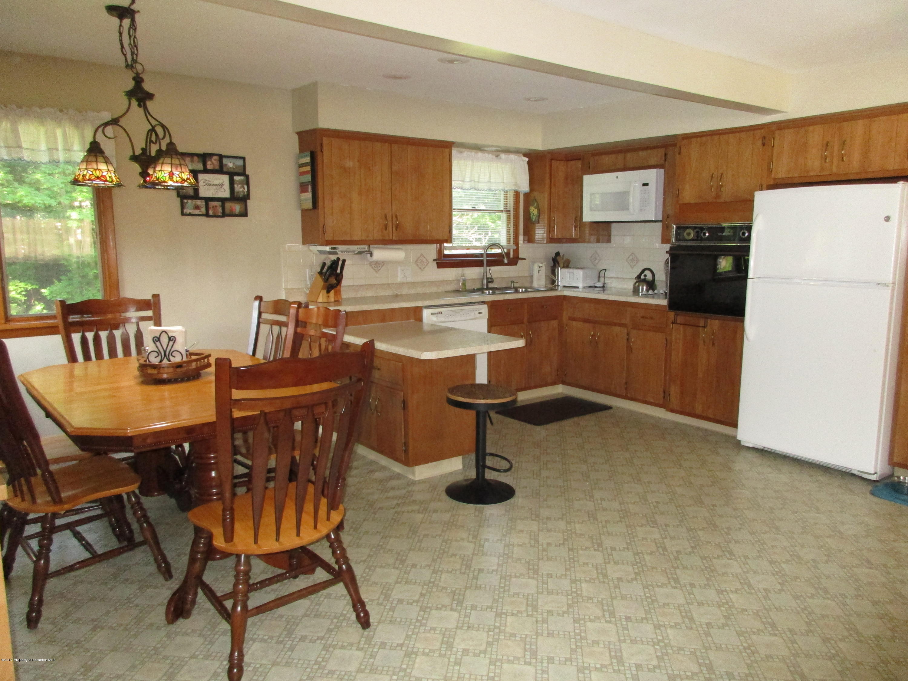 282 Wimmers Road Lake Ariel, PA 18436 - Photo 6 of 19 Gallery Image 6