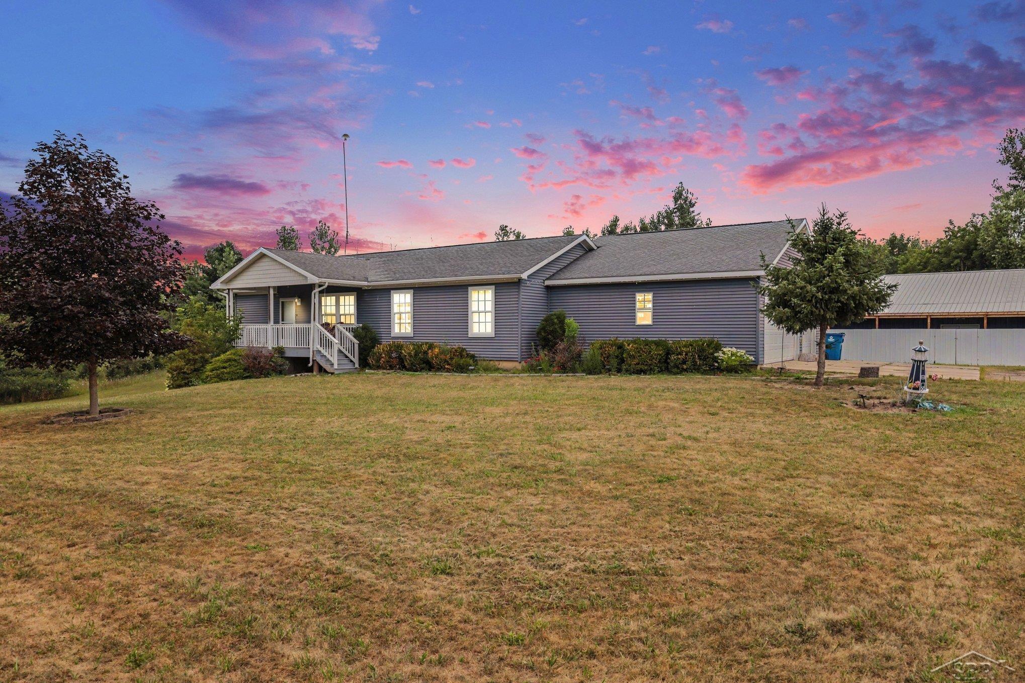 628 West Fenwick Road Fenwick, MI 48834 - Photo 1 of 46 Gallery Image 1