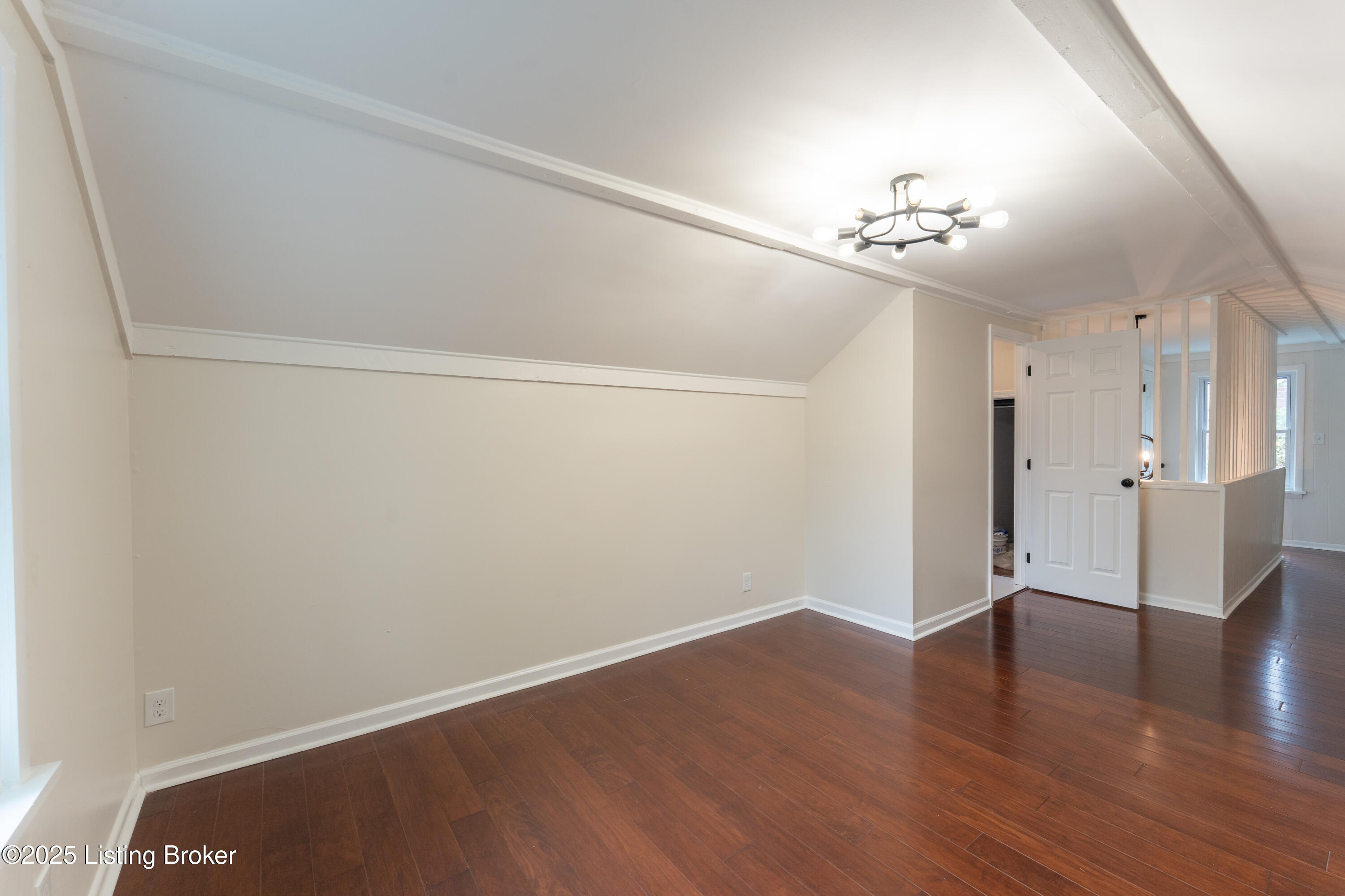 317 Merriman Road Louisville, KY 40207 - Photo 30 of 55 Merriman-40