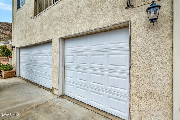 $949,900 | 345 Lakeview Drive, Palmdale, CA 93551