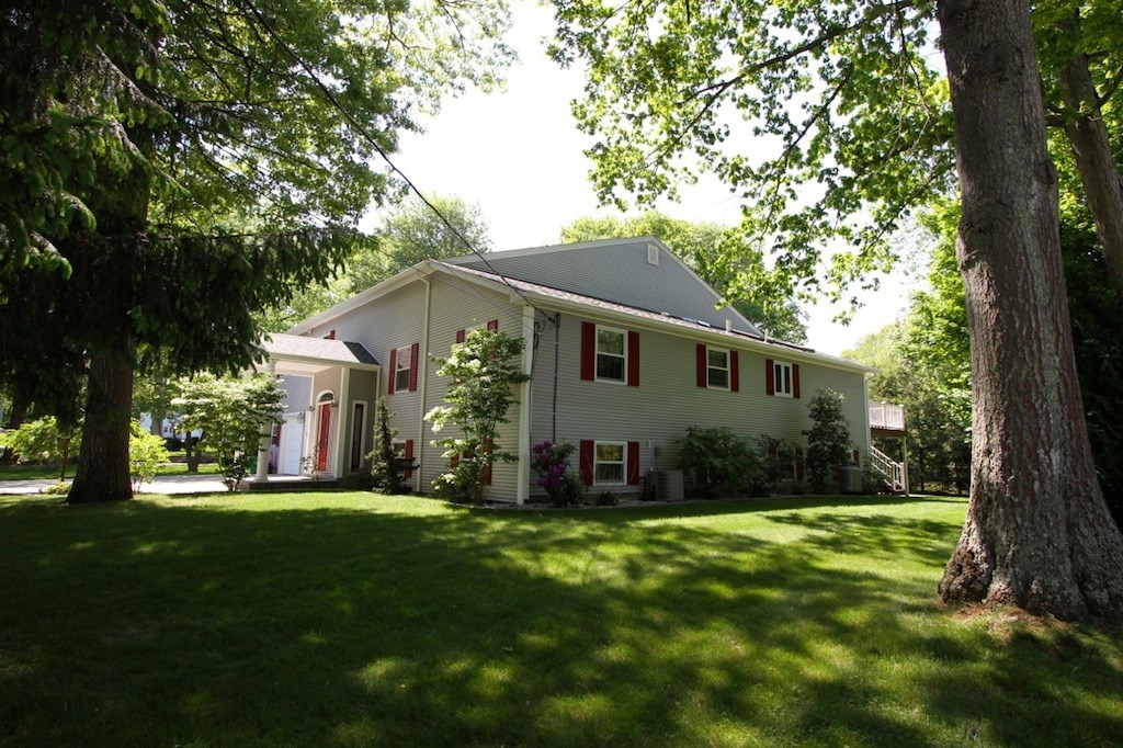 2 Hawthorne Road Smithfield, RI 02828 - Photo 23 of 27 Gallery Image 23