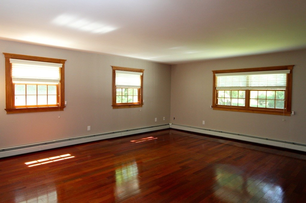 2 Hawthorne Road Smithfield, RI 02828 - Photo 4 of 27 Den