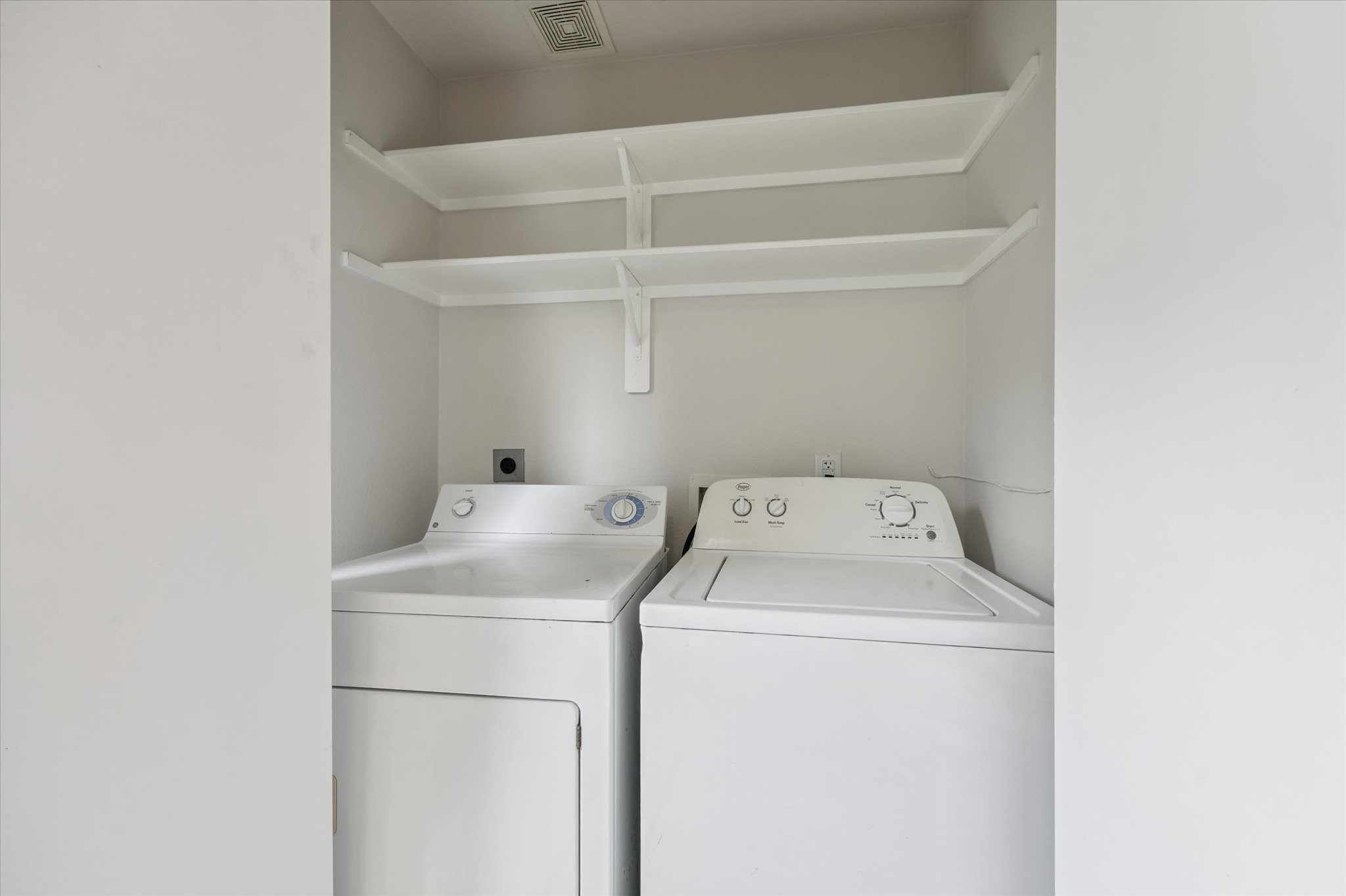 6205 Lone Prairie Way Katy, TX 77449 - Photo 19 of 21 a utility room with dryer and washer