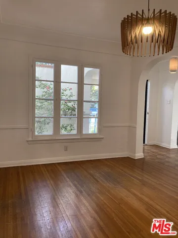 $5,200 | 1045 South Crescent Heights Boulevard, Los Angeles, CA 90035