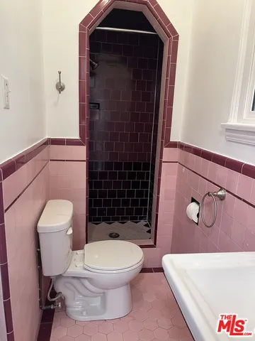 $5,200 | 1045 South Crescent Heights Boulevard, Los Angeles, CA 90035