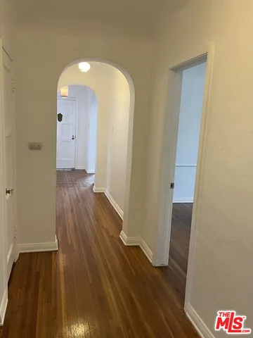 $5,200 | 1045 South Crescent Heights Boulevard, Los Angeles, CA 90035