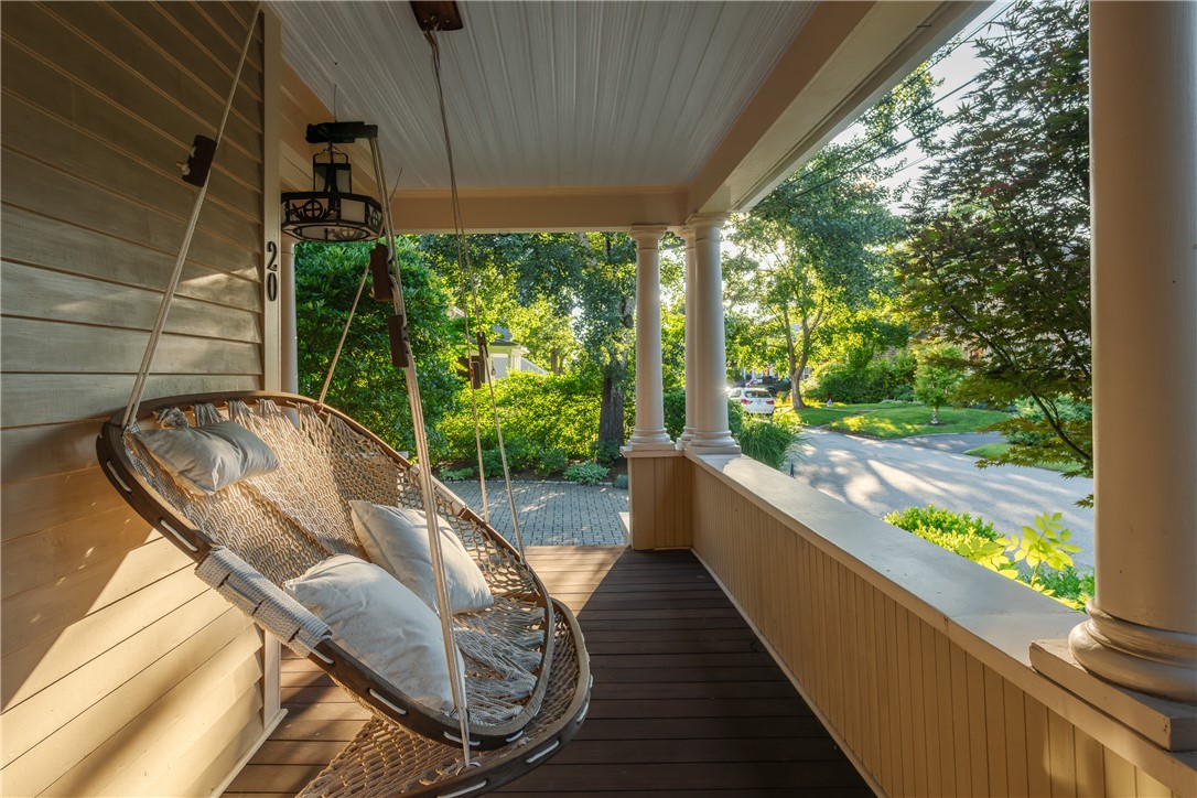 20 Short Road Barrington, RI 02806 - Photo 3 of 50
