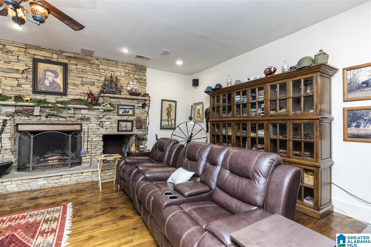 2000 Mountain View Road Birmingham, AL 35210 - Photo 17 of 50