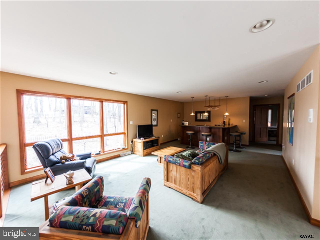 1064 Windsor Road Red Lion, PA 17356 - Photo 20 of 36 Gallery Image 20