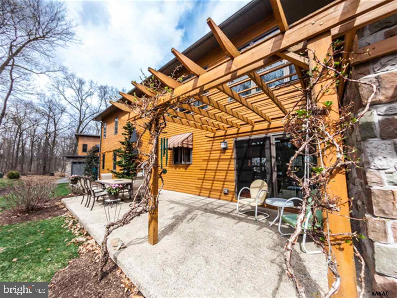 1064 Windsor Road Red Lion, PA 17356 - Photo 31 of 36 Gallery Image 31