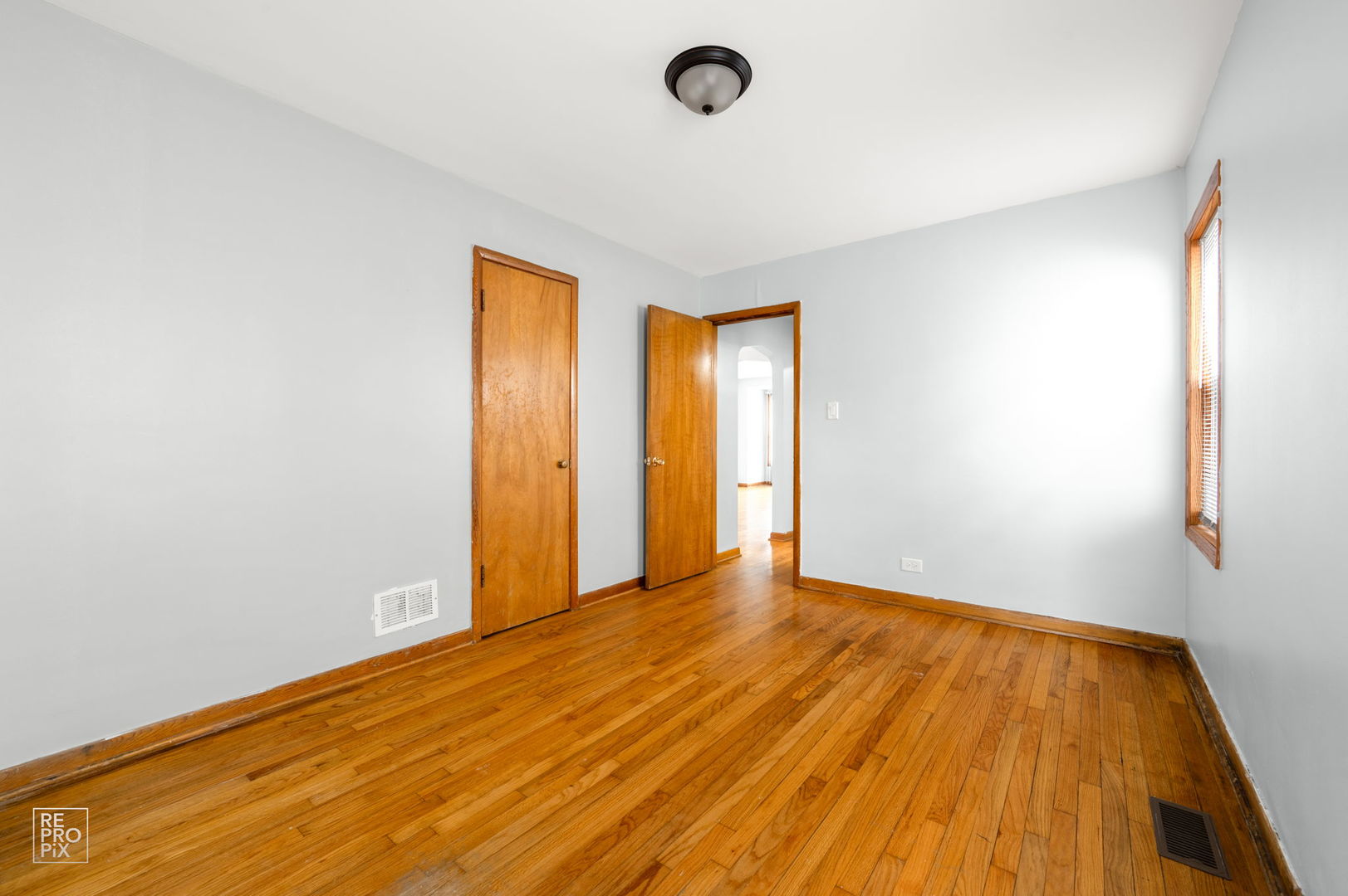 4143 West Marquette Road Chicago, IL 60629 - Photo 11 of 22