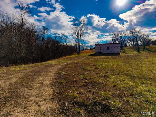 $280,000 | 7828 St George Road, Hartville, MO 65667