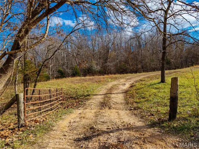 $280,000 | 7828 St George Road, Hartville, MO 65667