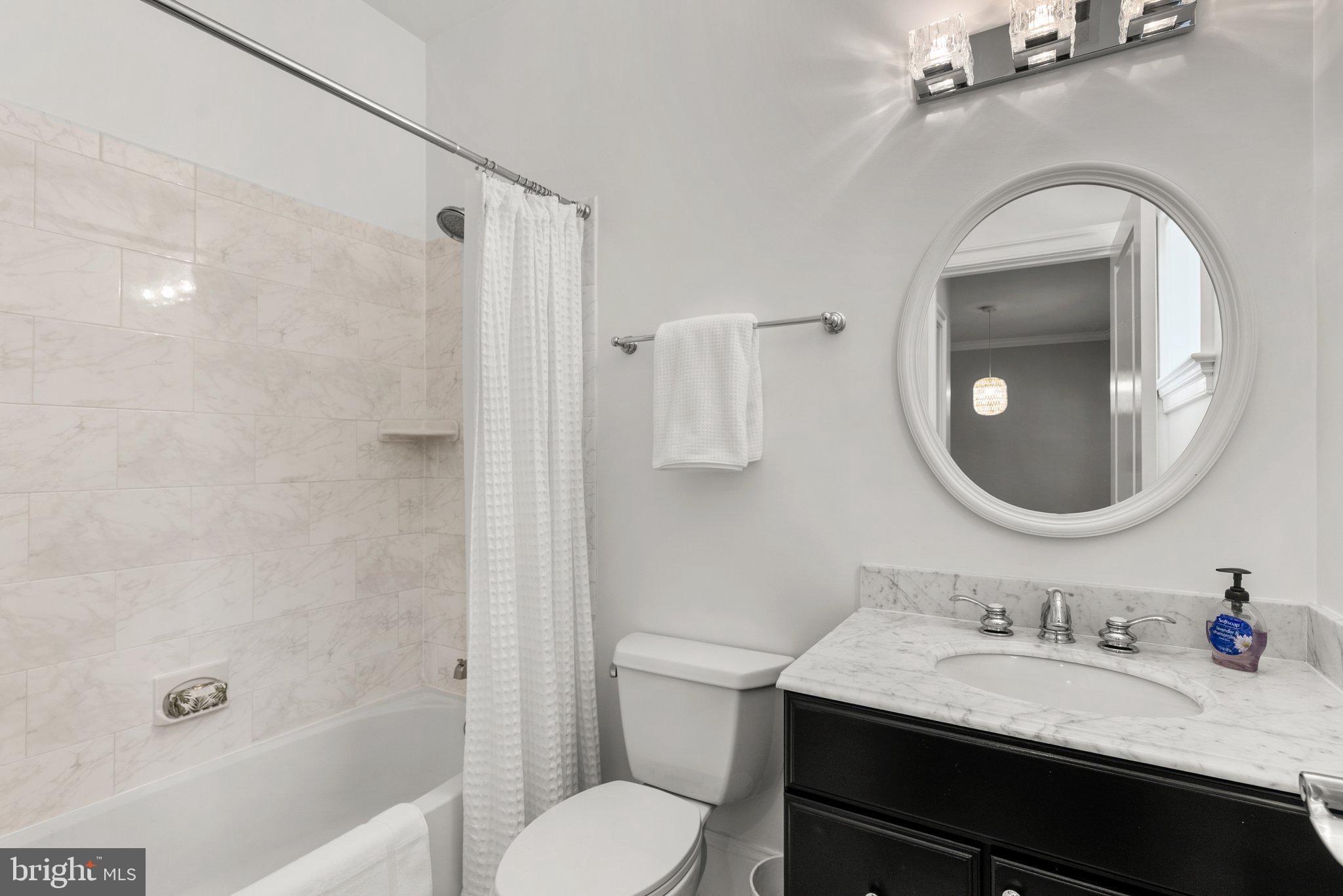 8606 Rayburn Road Bethesda, MD 20817 - Photo 22 of 68 Bedroom 2 full bathroom with tub